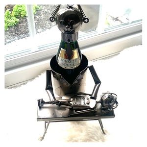 Wine bottle “chiropractor"